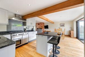 Kitchen- click for photo gallery